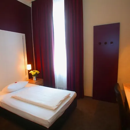 Hotel Columbus