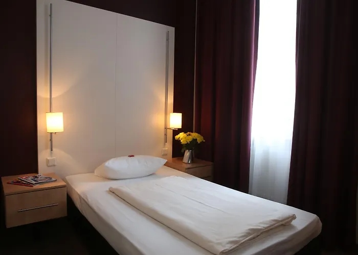 Otel Columbus 3*